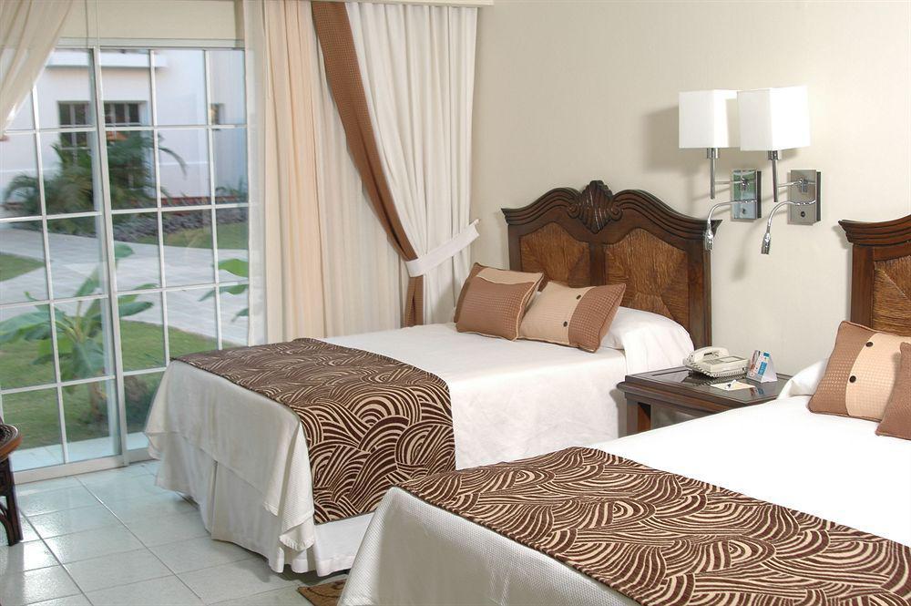 Be Live Experience Hamaca Garden Hotel Boca Chica Room photo